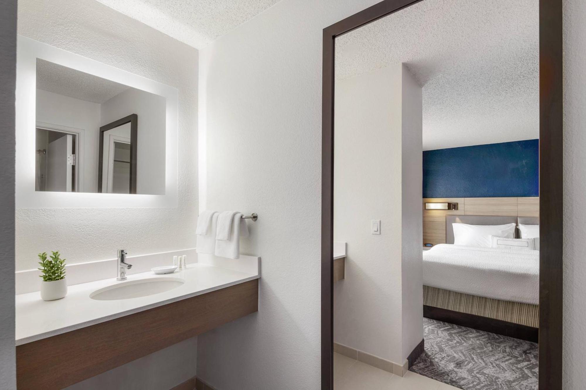 SpringHill Suites Tempe at Arizona Mills Mall Esterno foto