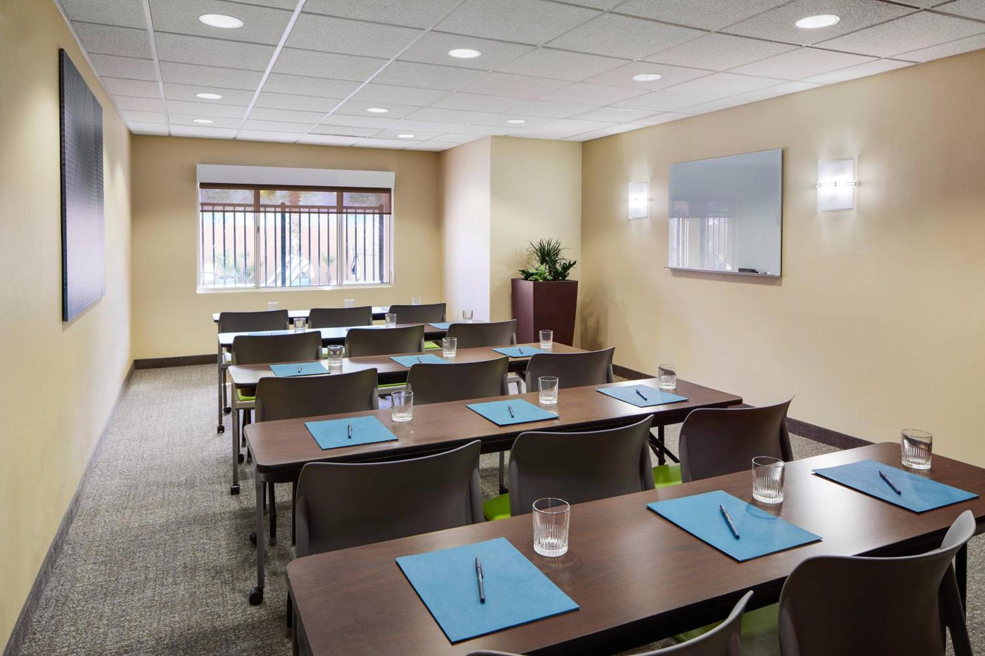 SpringHill Suites Tempe at Arizona Mills Mall Esterno foto